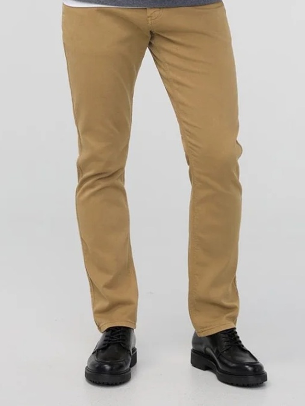 Men's DU/ER relaxed taper pants size 30x32. Everyday Comfort. Like new.
